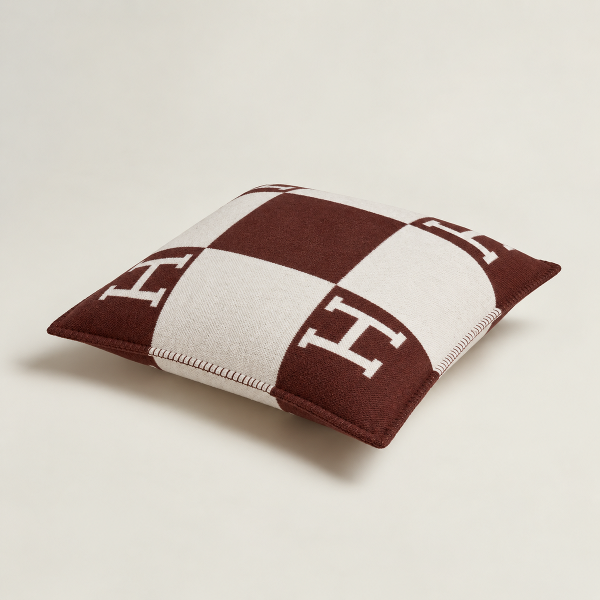 CUSCINO ORION MARRONE